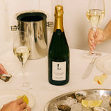 Champagne Brut Nature Premier Cru -  Laurianne Lejour sur une table